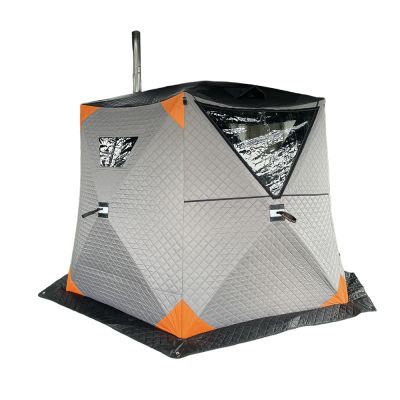 Aufgebautes Outdoor-Saunazelt für bis zu 8 Personen